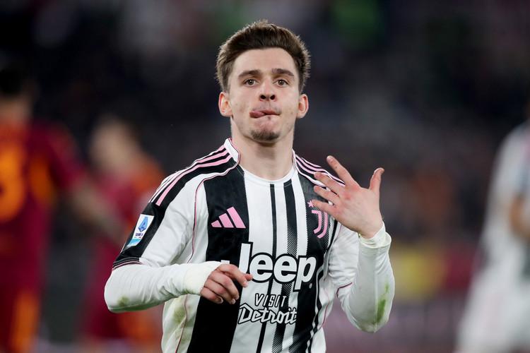 Góc Nhìn BM88: Man United muốn chiêu mộ tiền vệ cánh Juventus Conceicao trong hè